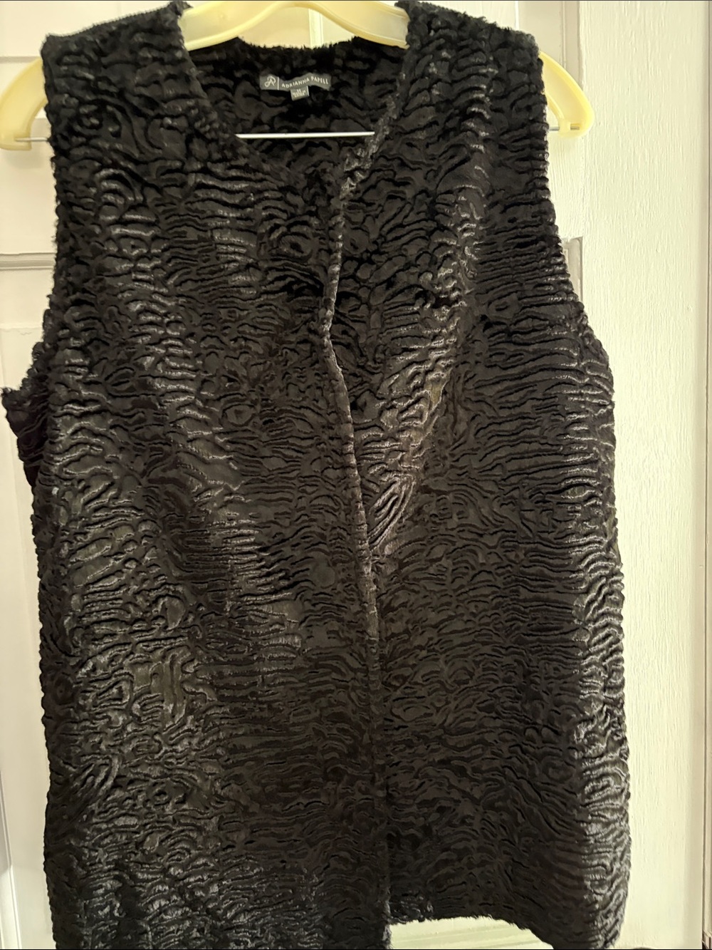 Adrianna Papell Black Faux Fur Textured Vest M
